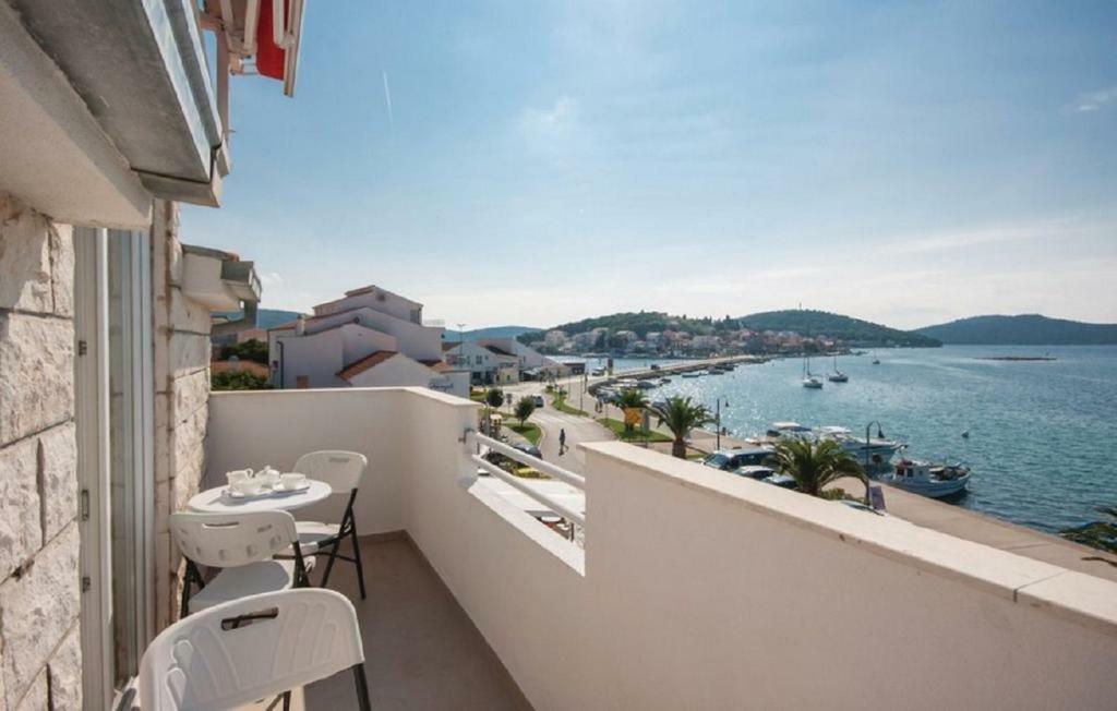 Apartmani Riva Rogoznica  Eksteriør bilde