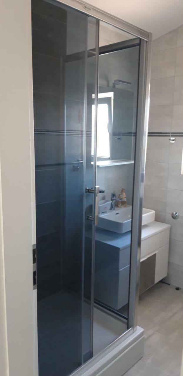 Apartmani Riva Rogoznica  Eksteriør bilde
