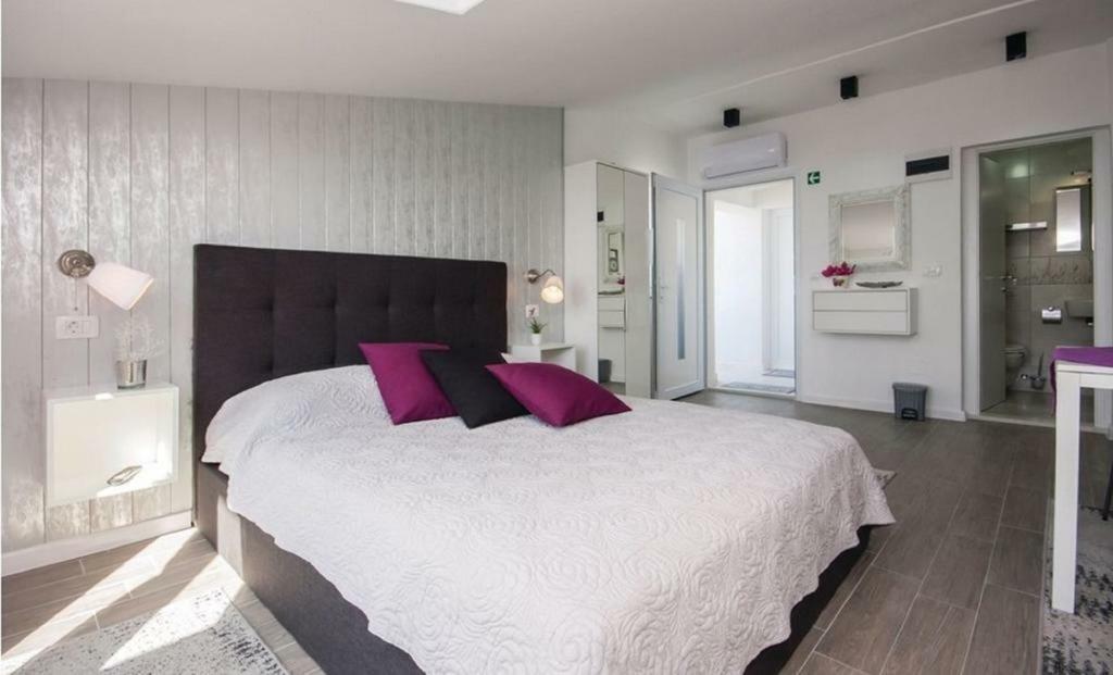 Apartmani Riva Rogoznica  Eksteriør bilde
